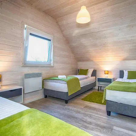Flauta Caloroczne Z Prywatna Balia, Sauna I Jacuzzi بيت للعطل