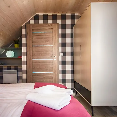 Flauta Caloroczne Z Prywatna Balia, Sauna I Jacuzzi Ferienhaus