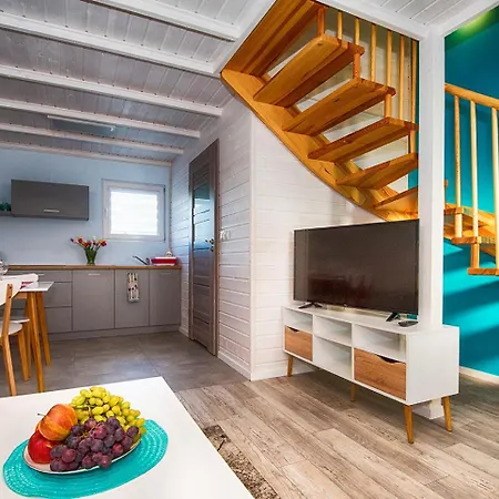 Ferienhaus Flauta Caloroczne Z Prywatna Balia, Sauna I Jacuzzi *