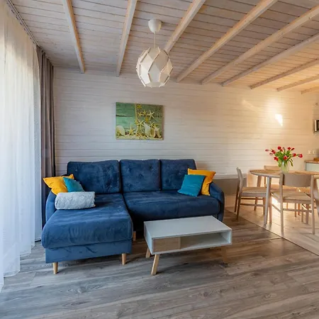 Flauta Caloroczne Z Prywatna Balia, Sauna I Jacuzzi Ferienhaus Sianożęty