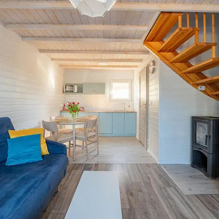 Ferienhaus Flauta Caloroczne Z Prywatna Balia, Sauna I Jacuzzi