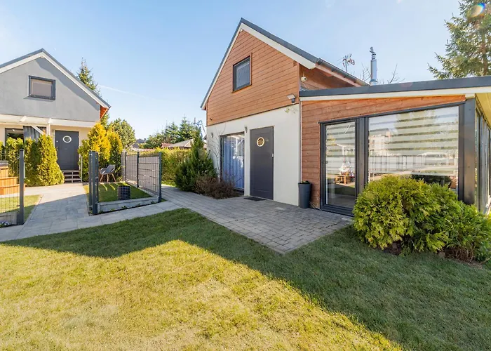 Flauta Caloroczne Z Prywatna Balia, Sauna I Jacuzzi Prázdninový dům Sianożęty